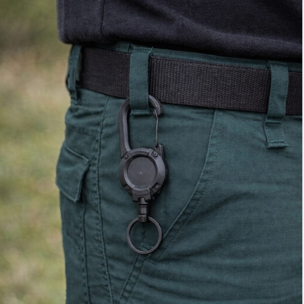 Retractable Reel Clip Keychain On Trousers
